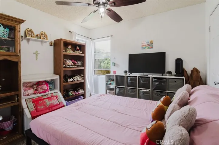 45437 Andale Avenue, Lancaster, California 93535