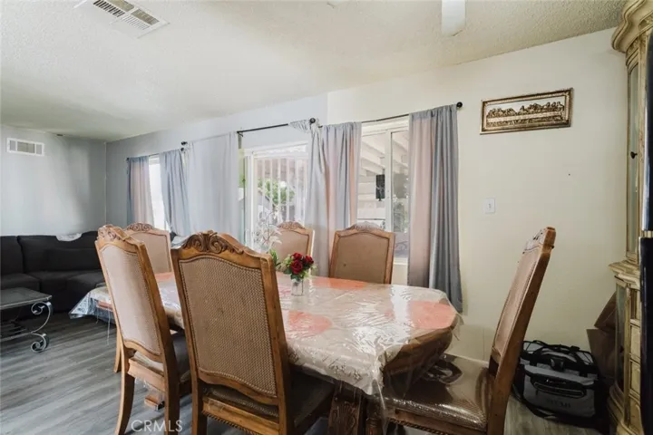 45437 Andale Avenue, Lancaster, California 93535
