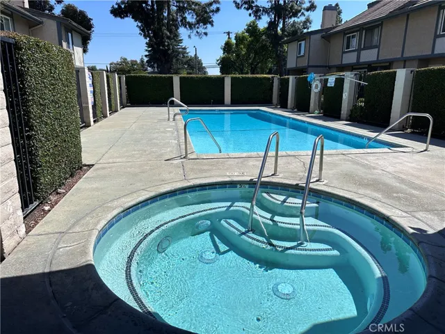 Community Pool & Spa