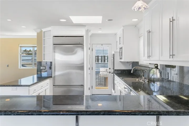 209 Crest, Manhattan Beach, California 90266