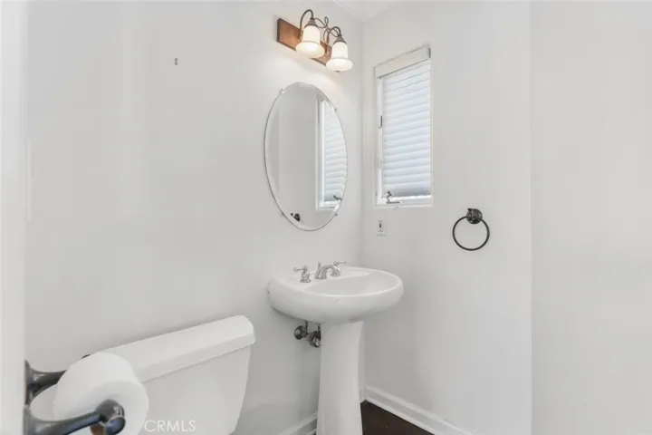 209 Crest, Manhattan Beach, California 90266
