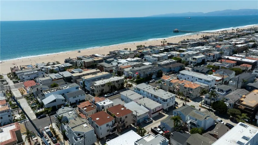 209 Crest, Manhattan Beach, California 90266