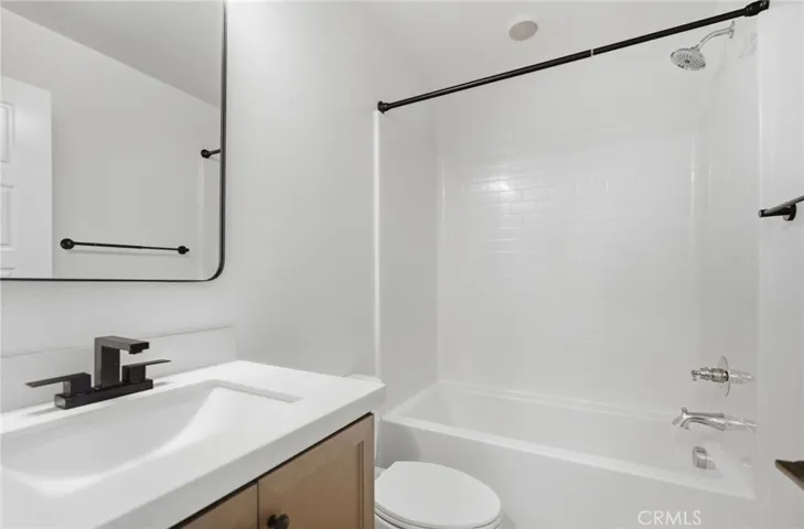 32806 Crown Point, Lake Elsinore, California 92530