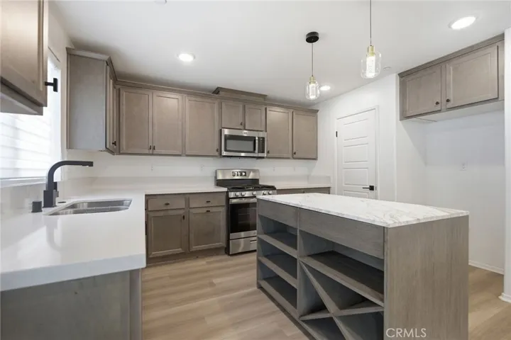 32806 Crown Point, Lake Elsinore, California 92530