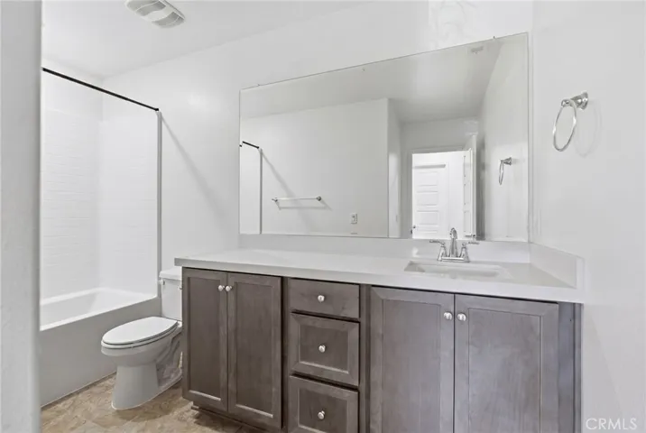 32806 Crown Point, Lake Elsinore, California 92530