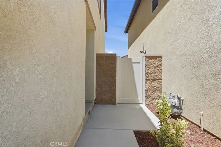 32806 Crown Point, Lake Elsinore, California 92530