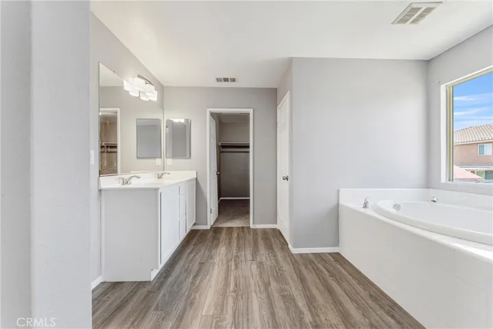 4614 Stillmeadow Lane, Lancaster, California 93536