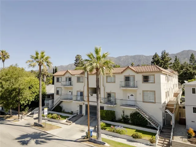 2345 Montrose Avenue 8, Montrose, California 91020