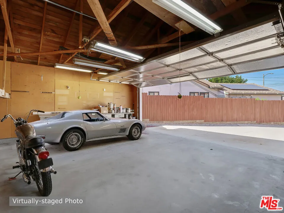 2 Car Garage
