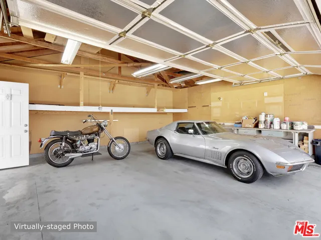 2 Car Garage