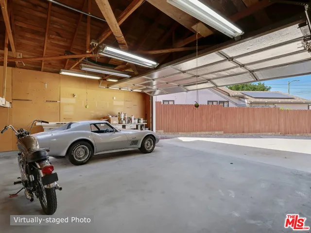2 Car Garage