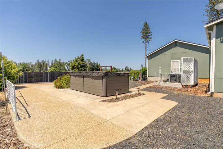 1674 Flicker, Paradise, California 95969