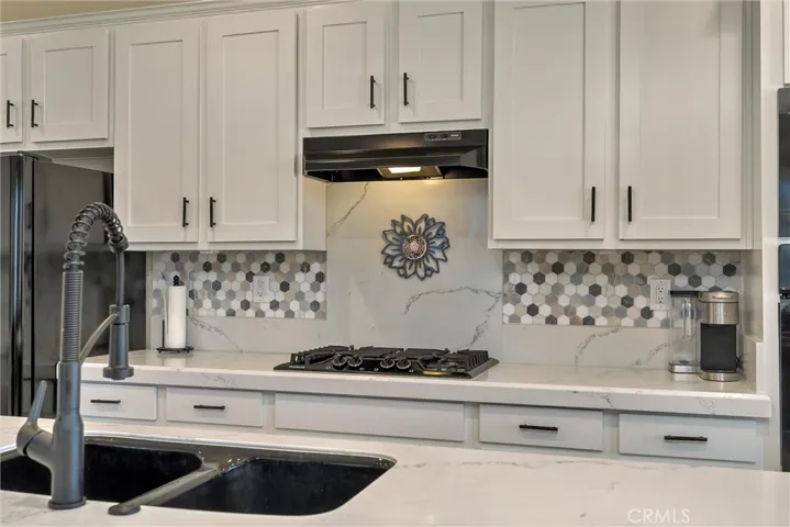 1674 Flicker, Paradise, California 95969