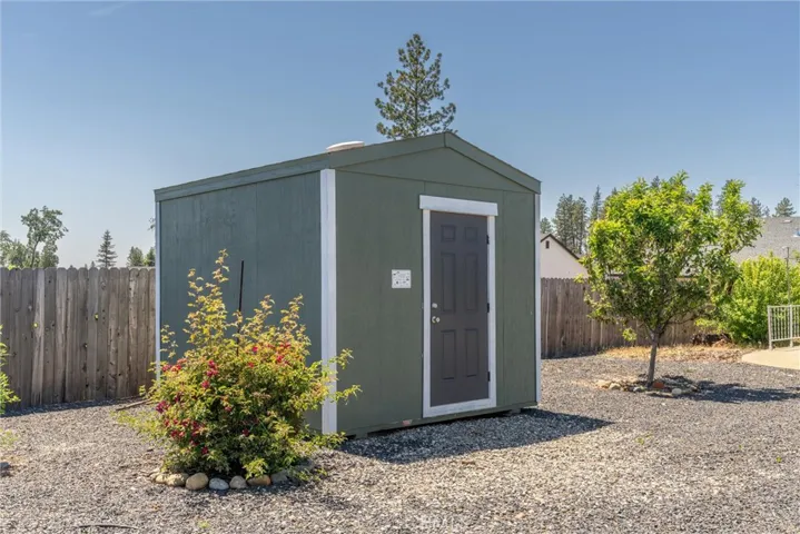 1674 Flicker, Paradise, California 95969