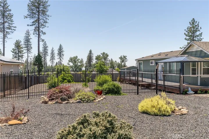 1674 Flicker, Paradise, California 95969