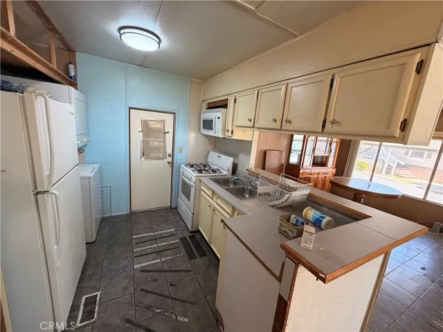 999 S Santa Fe Avenue 73, San Jacinto, California 92583