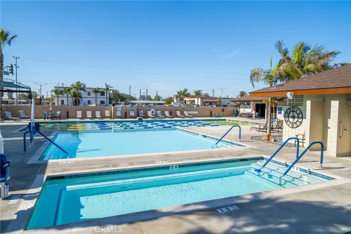1681 Tam O Shanter Road M12 10h, Seal Beach, California 90740