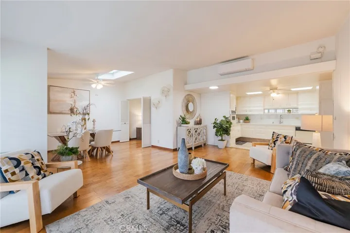 1681 Tam O Shanter Road M12 10h, Seal Beach, California 90740