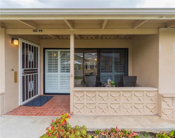1681 Tam O Shanter Road M12 10h, Seal Beach, California 90740