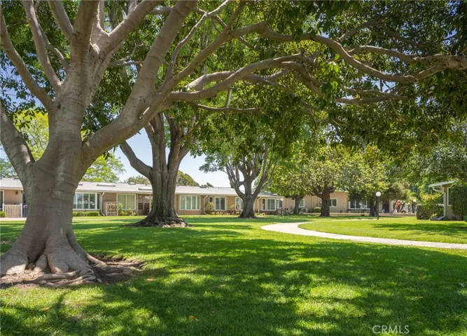 1681 Tam O Shanter Road M12 10h, Seal Beach, California 90740