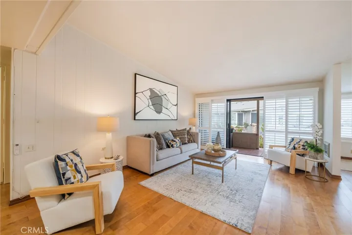 1681 Tam O Shanter Road M12 10h, Seal Beach, California 90740