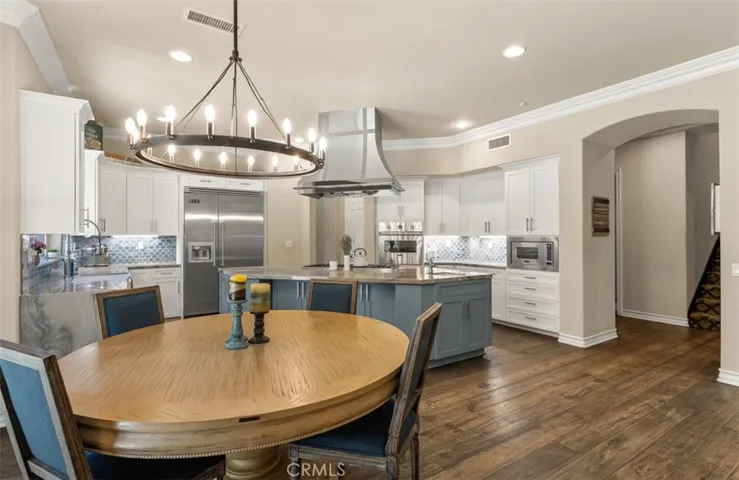 Breakfast nook