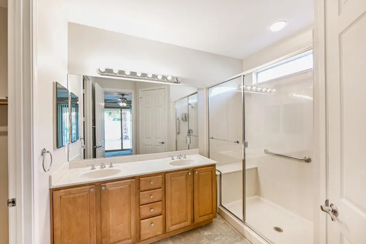 41544 Via Arleta-13