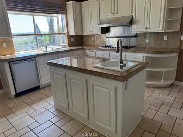 23799 Via Segovia, Murrieta, California 92562