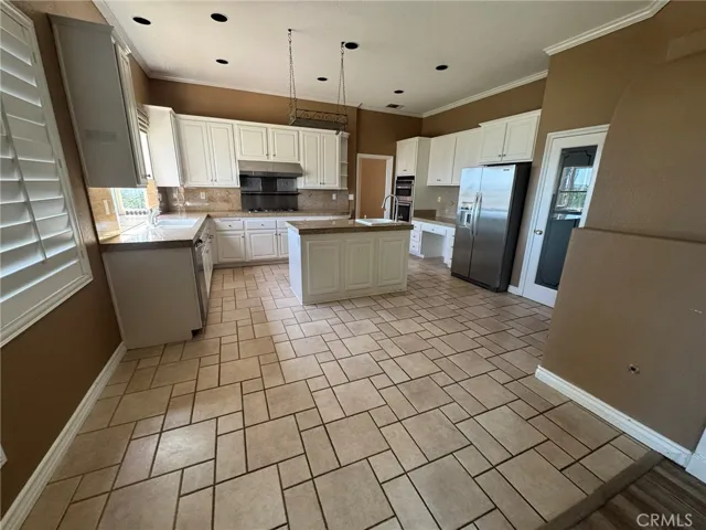 23799 Via Segovia, Murrieta, California 92562