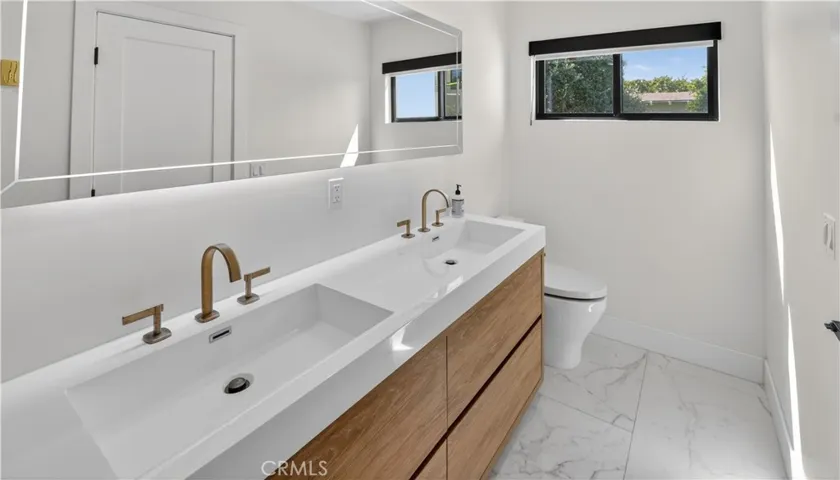 1741 Irvine, Newport Beach, California 92660