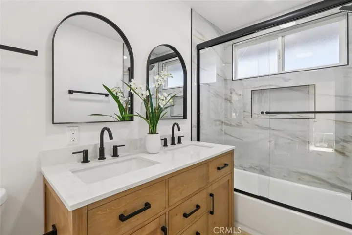 10007 Debra Avenue, Granada Hills, California 91343
