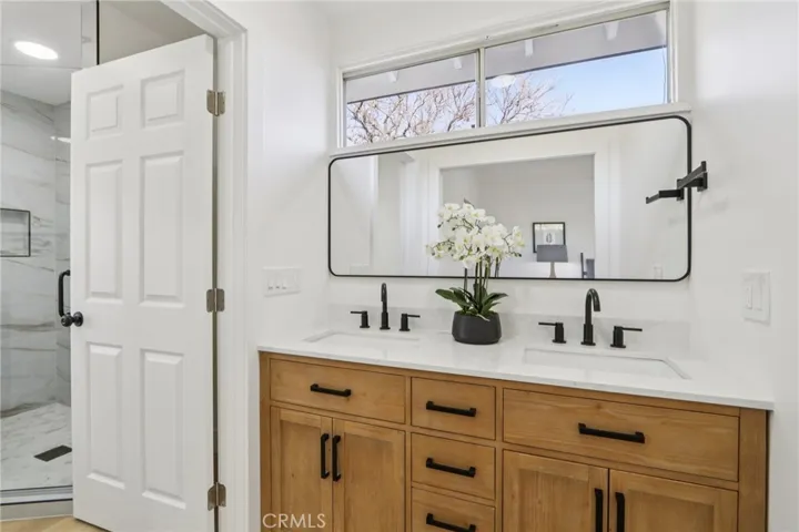 10007 Debra Avenue, Granada Hills, California 91343