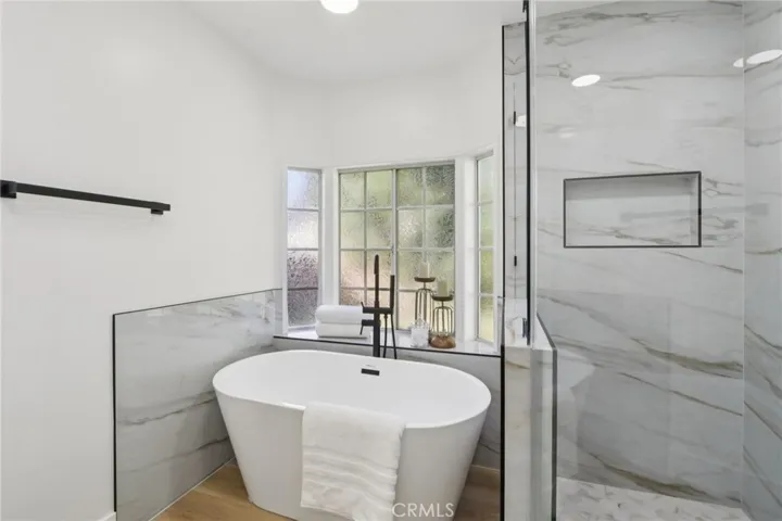 10007 Debra Avenue, Granada Hills, California 91343