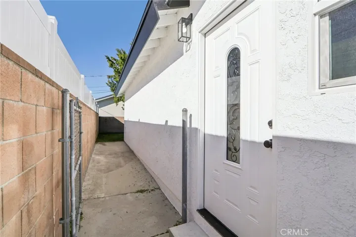 10007 Debra Avenue, Granada Hills, California 91343