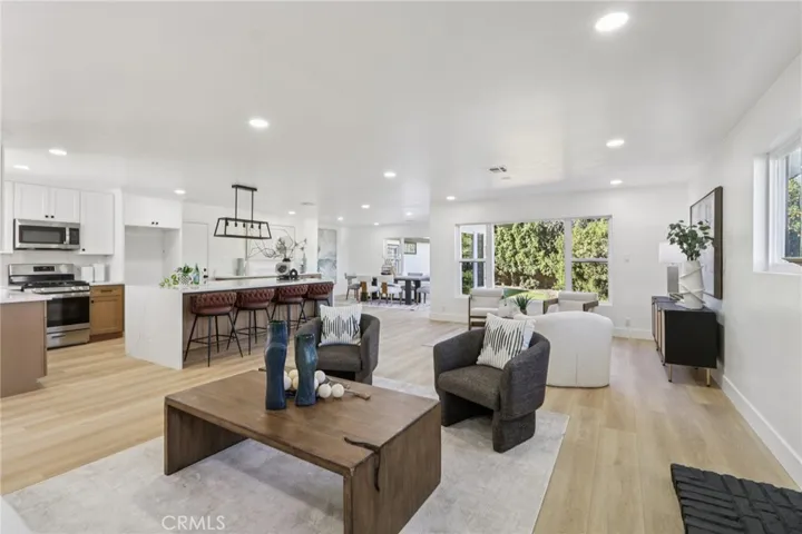 10007 Debra Avenue, Granada Hills, California 91343