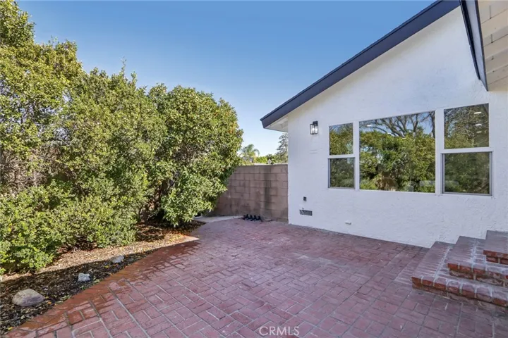 10007 Debra Avenue, Granada Hills, California 91343