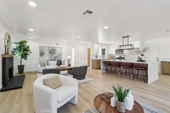 10007 Debra Avenue, Granada Hills, California 91343