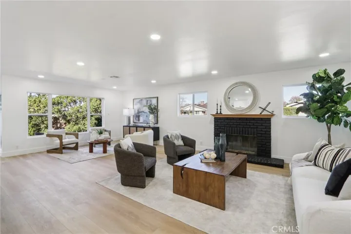 10007 Debra Avenue, Granada Hills, California 91343