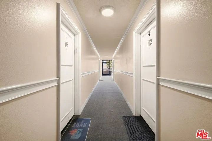 1st Floor Hallway - 18620 Burb