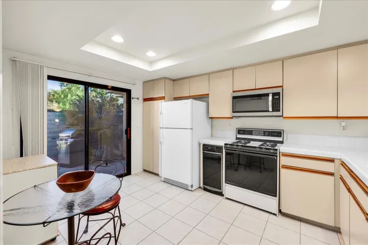 Kitchen with Nook