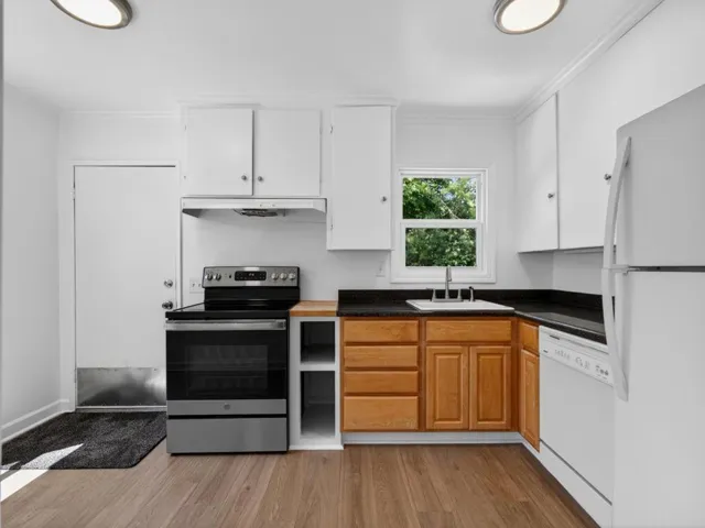Berkeley Way, Santa Cruz, California 95062