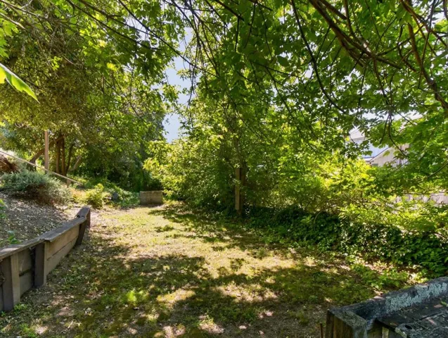 Berkeley Way, Santa Cruz, California 95062