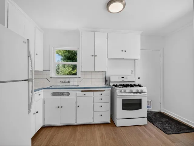 Berkeley Way, Santa Cruz, California 95062