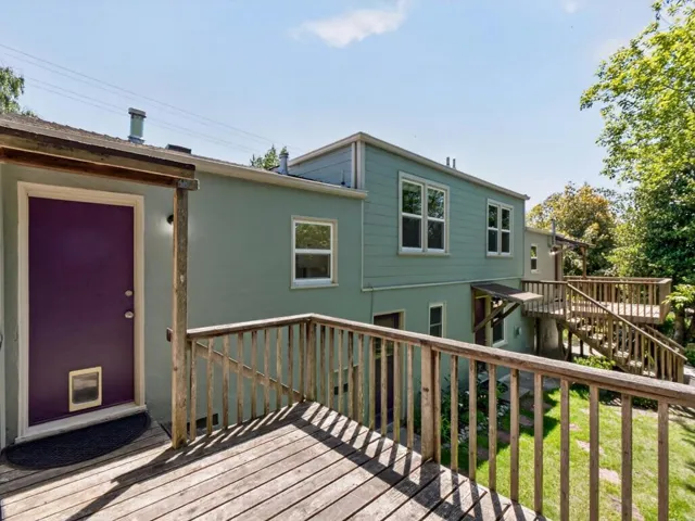 Berkeley Way, Santa Cruz, California 95062