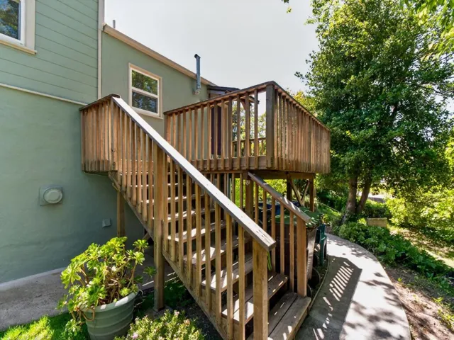 Berkeley Way, Santa Cruz, California 95062