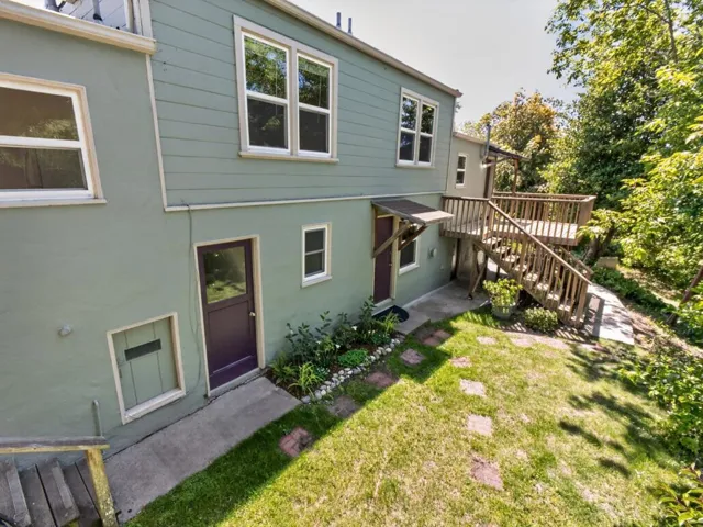 Berkeley Way, Santa Cruz, California 95062