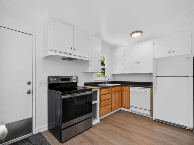 Berkeley Way, Santa Cruz, California 95062