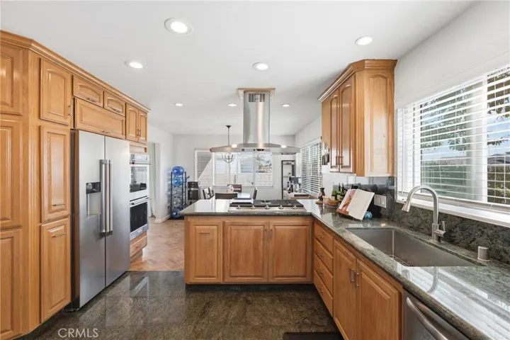 525 E 246th, Carson, California 90745