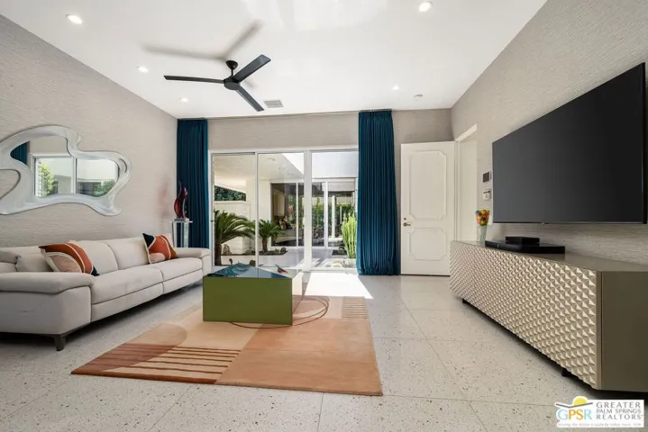 30 Mayfair Drive, Rancho Mirage, California 92270