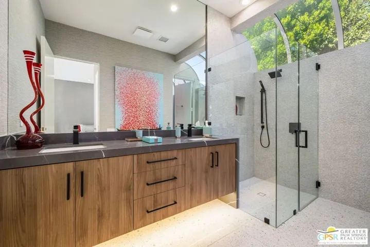 30 Mayfair Drive, Rancho Mirage, California 92270
